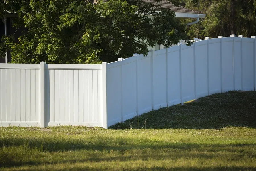Choosing The Right Vinyl Fence Style For Your Home Grandview, WA Choosing The Right Vinyl Fence Style For Your Home Grandview, WA
