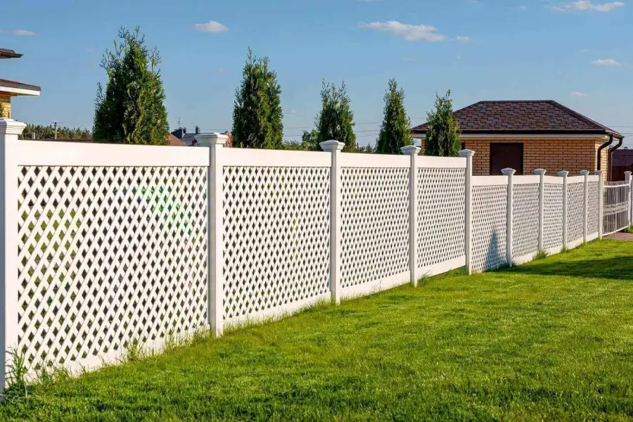 Tips For Keeping Your Vinyl Fence Looking New Over Time in Grandview, WA Tips For Keeping Your Vinyl Fence Looking New Over Time in Grandview, WA